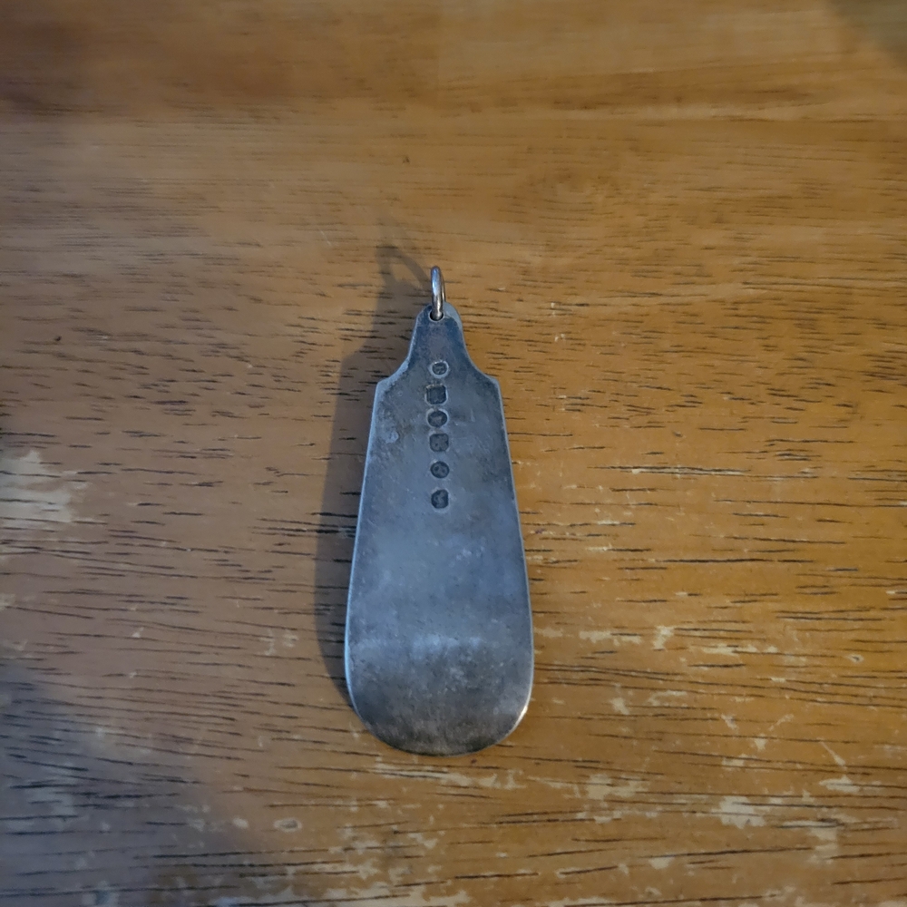 Silver Spoon Shell Pendant - Picture 2 of 3